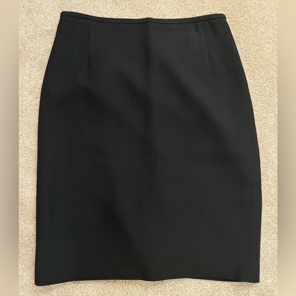 Michael Kors Collection - Black Pencil Skirt - size 6 - Made in Italy - EUC